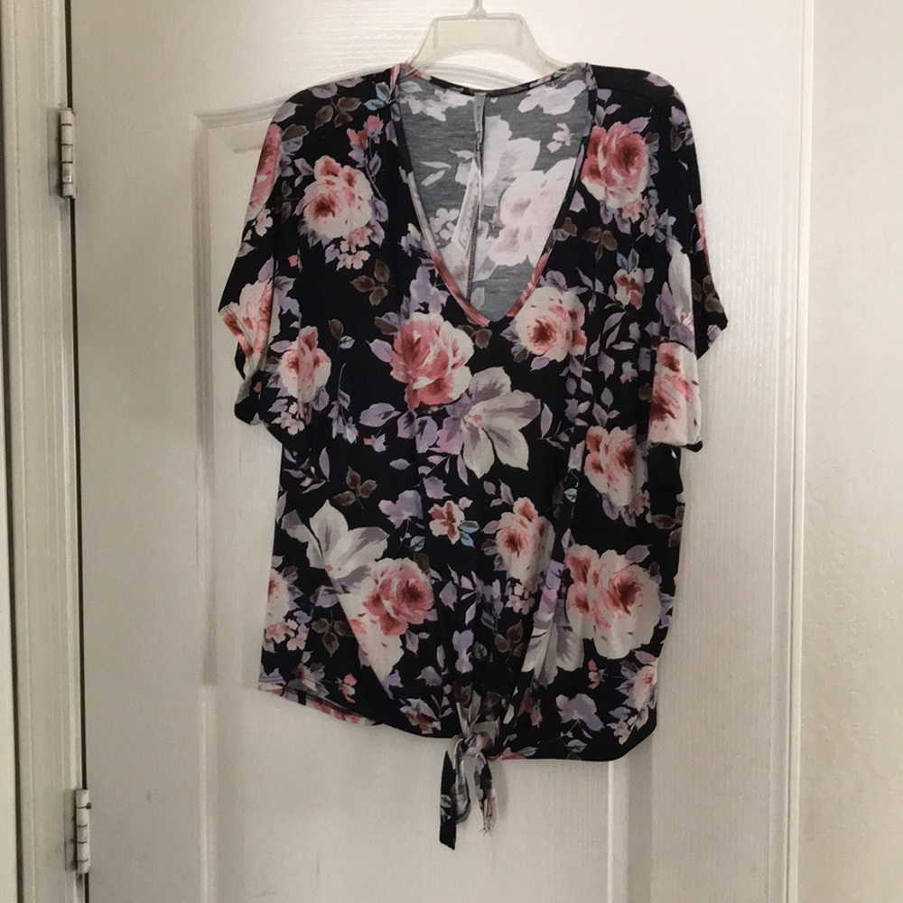 Floral knot top